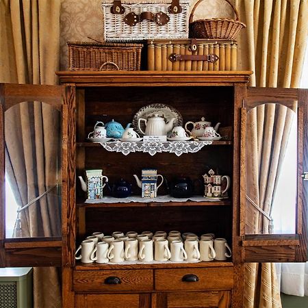 Centennial House Bed And Breakfast ノースフィールド エクステリア 写真